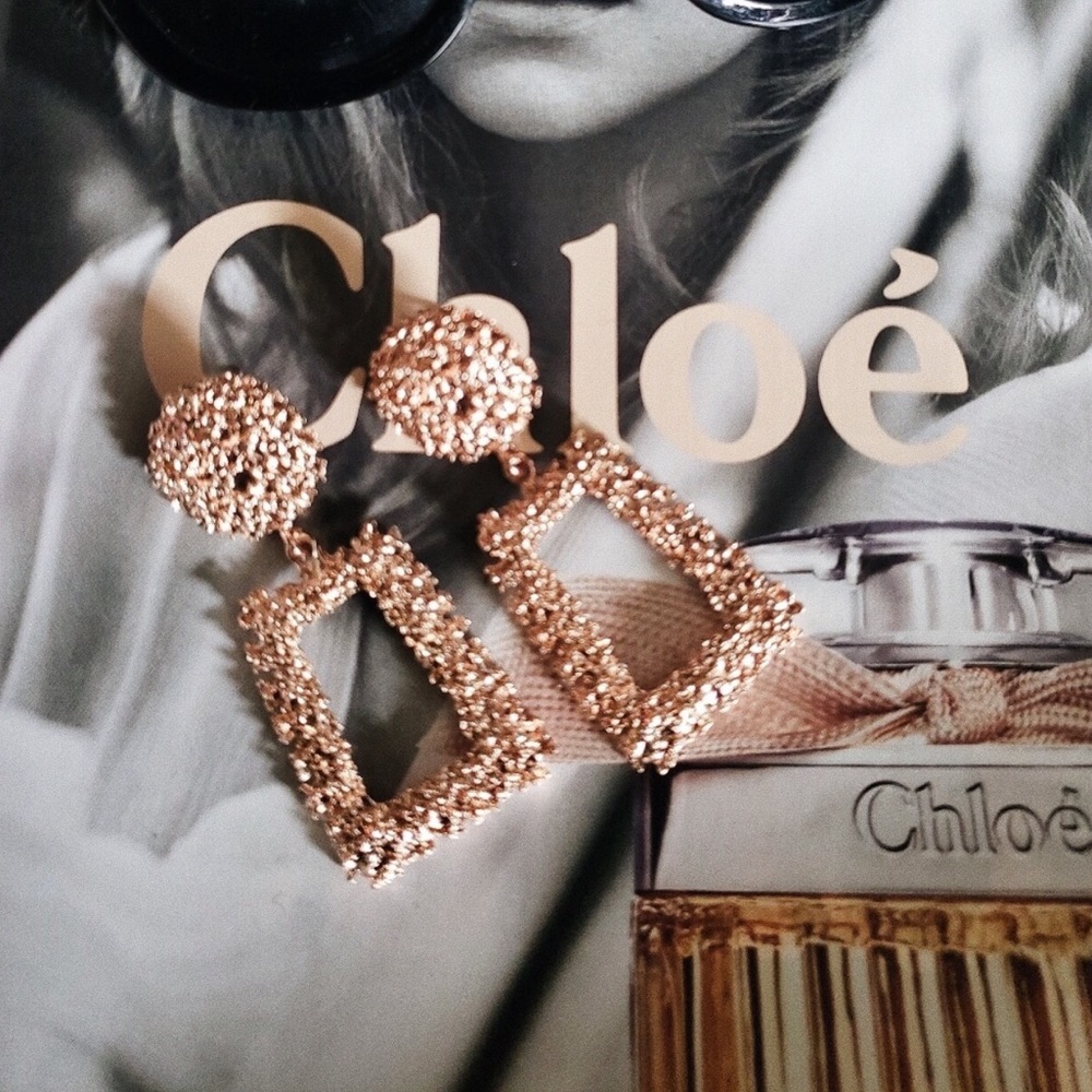 Blogger Fav | Trendy Gold Statement Earrings
